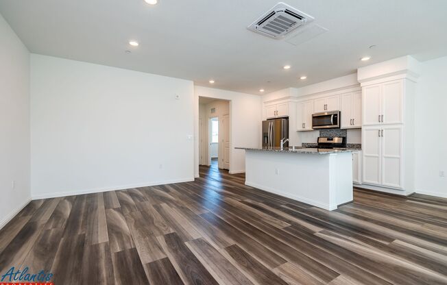 Newly Built Condo | Open Floor Plan | E.V. Outlet