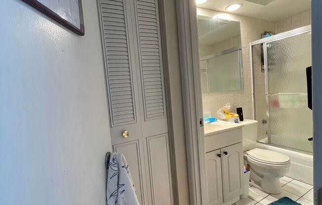 Studio, 1 bath, 400 sqft, $1,350, Unit 535-555