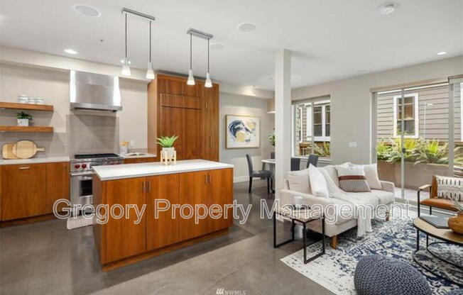 732 Boylston Ave E #A