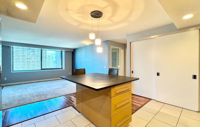 2 BEDROOM CONDO UNIT IN CONVENIENT DOWNTOWN HONOLULU - CAPITOL PLACE