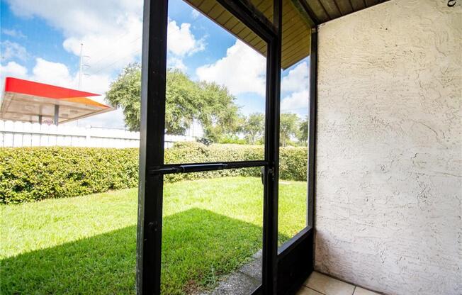 2 beds, 2 baths, 864 sqft, $1,500