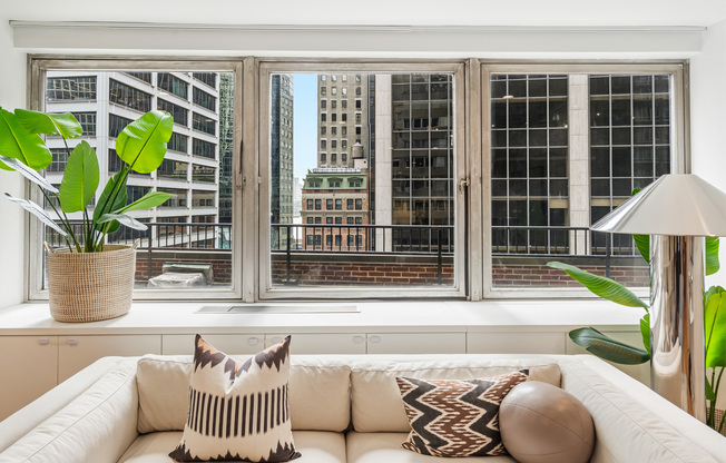 1 bed, 1 bath, 813 sqft, $5,300, Unit 7K