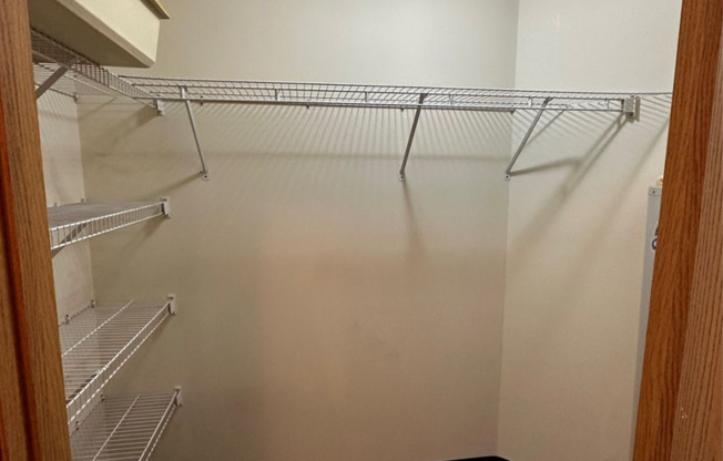 3 beds, 2 baths, 1,200 sqft, $1,425, Unit TE218X-117