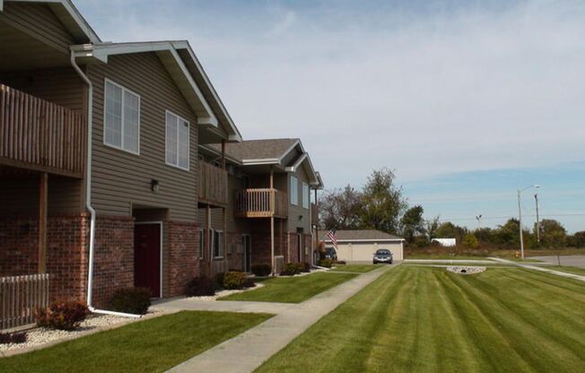 2 beds, 1.5 baths, $1,465, Unit 2768-11