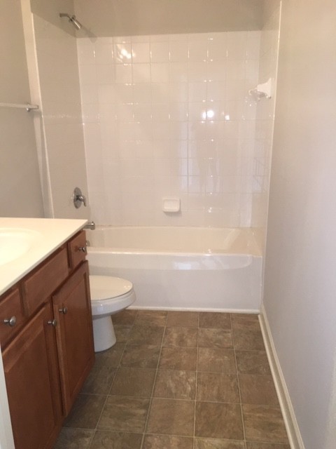 First Floor Condo in Cornelius-2 Bedrooms + Additional Flex Space with Door