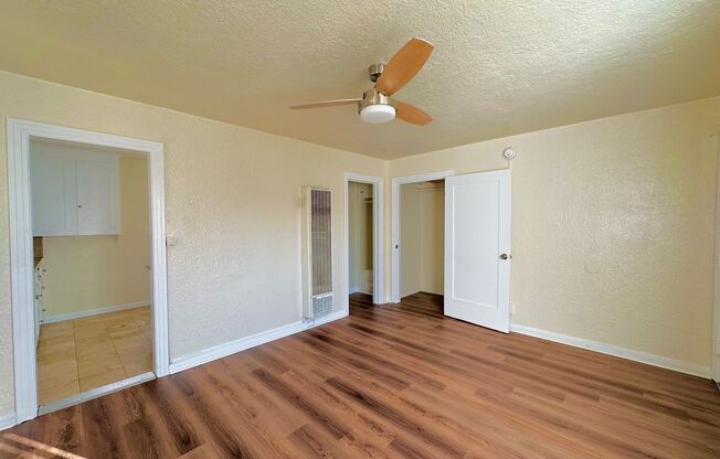 Studio, 1 bath, 432 sqft, $1,395, Unit 119