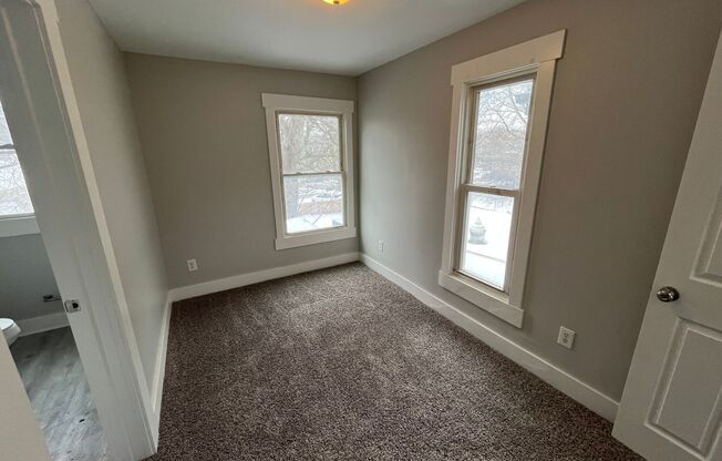2 beds, 2 baths, 950 sqft, $1,250, Unit 55