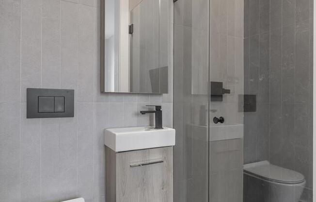 2 beds, 2 baths, $5,175, Unit 14J