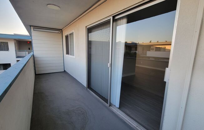 2 beds, 2 baths, 1,000 sqft, $2,620, Unit D54