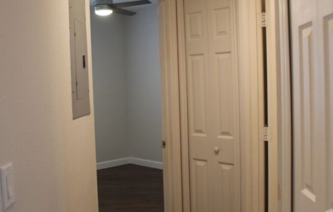 Beautiful FIRST FLOOR 3 Bedroom 2 Bath Condo, in the heart of Altamonte Springs and Cranes Roost.