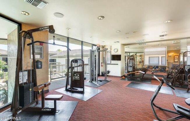 2 beds, 2 baths, $1,525, Unit UNIT 1116