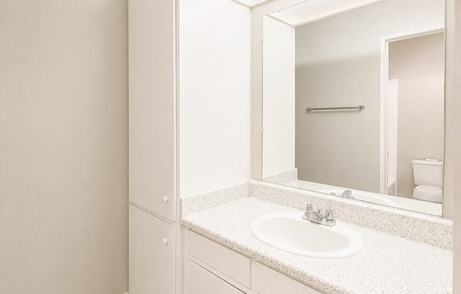 1 bed, 1 bath, 714 sqft, $1,795, Unit 063