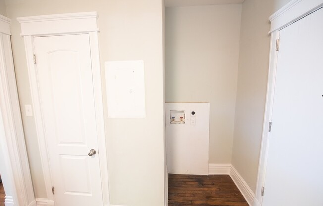 2 beds, 1 bath, 950 sqft, $1,725, Unit 4401 - D