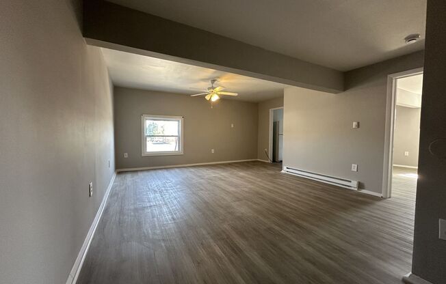 1 bed, 1 bath, $1,150, Unit Apt A