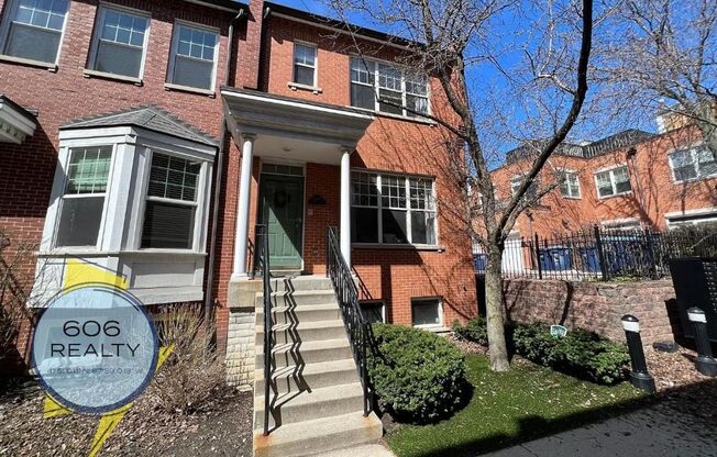Beautiful, Single Family Townhome, Great Location!!