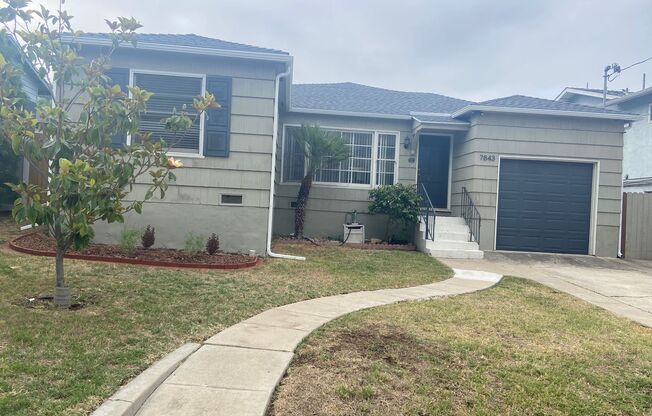 4 Bedroom 3 Bath + Office / 5th Bedroom Home in La Mesa Available Now!!!!!!