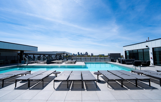 4th & 5th Downtown view and Pool - Open Soon!