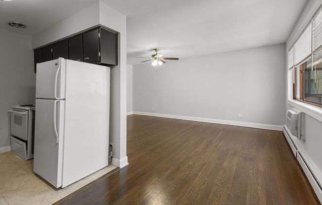 1 bed, 1 bath, 581 sqft, $1,850, Unit 506