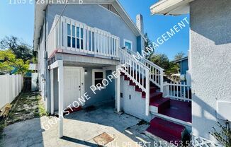 1105 E 28 AVE