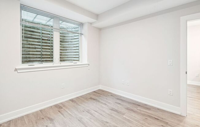 1 bed, 1 bath, 585 sqft, $1,315, Unit A01