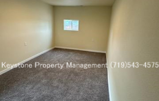 2 beds, 1 bath, $1,250