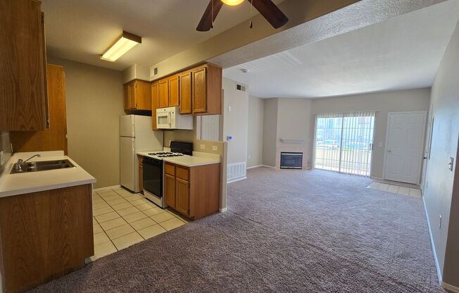 2 beds, 2 baths, $1,300, Unit # 1143