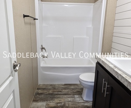 3 beds, 2 baths, $1,430