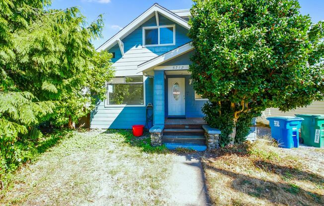 2 Beds 1.5Baths Single-family House Available for Rent!
