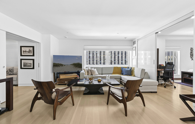 2 beds, 2 baths, 1,194 sqft, $9,500, Unit 25D