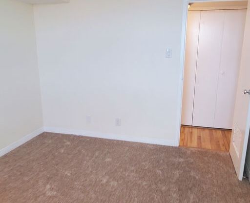 2 beds, 2 baths, $2,450, Unit # 813