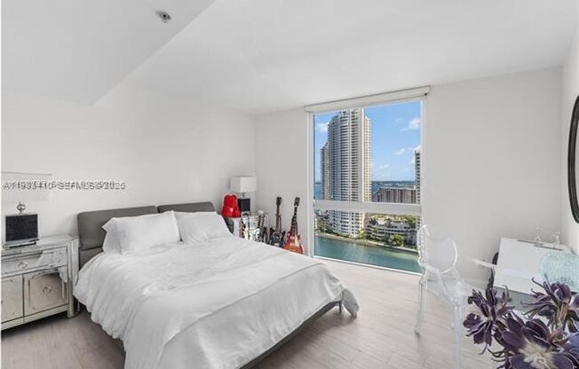 3 beds, 2 baths, 1,792 sqft, $7,500, Unit 335 S Biscayne # 2309