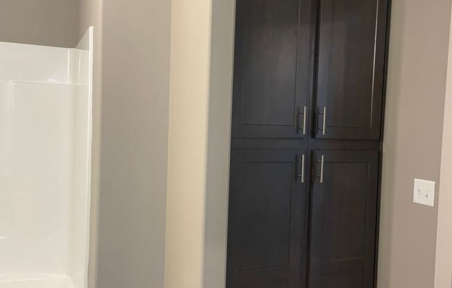 1 bed, 1 bath, 708 sqft, $865, Unit 108