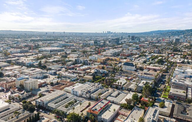 1801 N. Harvard Blvd