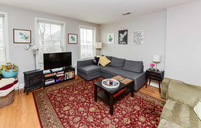 Three Bed Manayunk Townhome