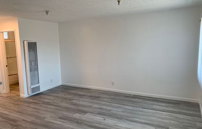 11610 Oxford Avenue - ADW