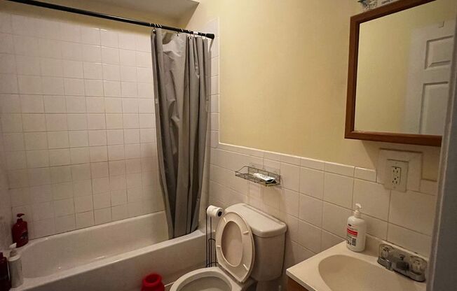 676 N 33rd st - 2