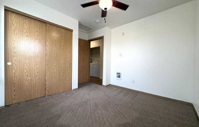 3 beds, 2 baths, 1,193 sqft, $1,900, Unit 354-3006