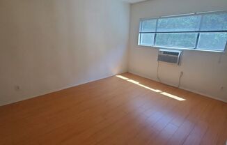 1 bed, 1 bath, $1,750, Unit 39