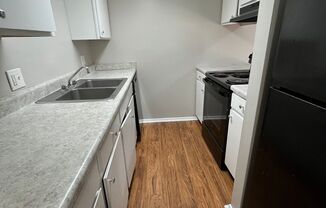 1 bed, 1 bath, 800 sqft, $900, Unit 124