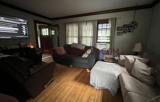 3 beds, 1.5 baths, $1,995