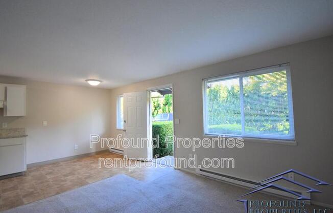 221 SE 12 AVE