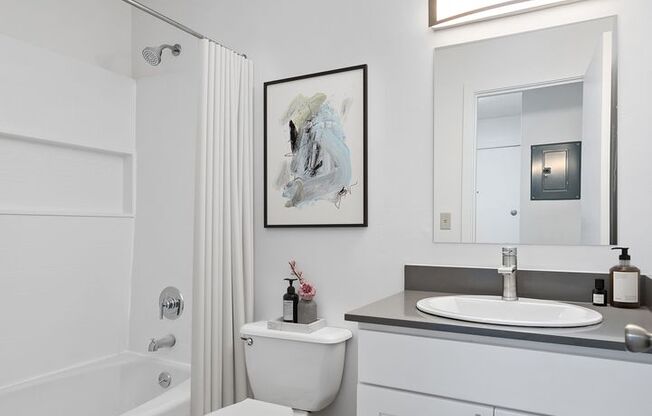 1 bed, 1 bath, 683 sqft, $1,615, Unit 54