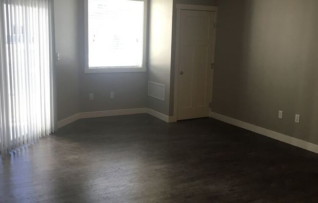 1 bed, 1 bath, $1,225, Unit 223