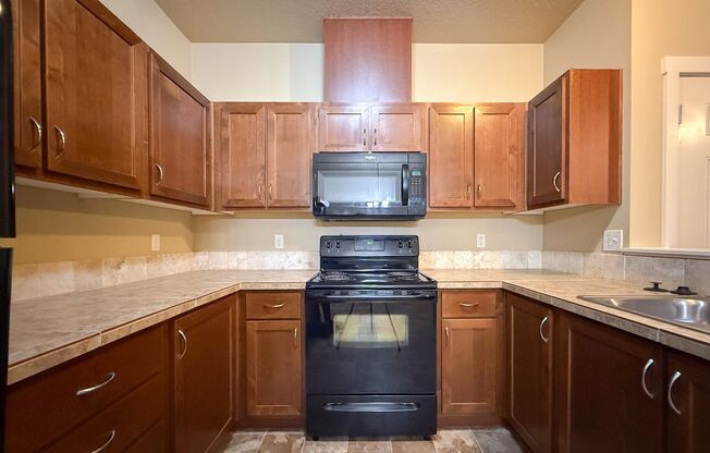 2 beds, 2 baths, 1,090 sqft, $1,600, Unit 519-07