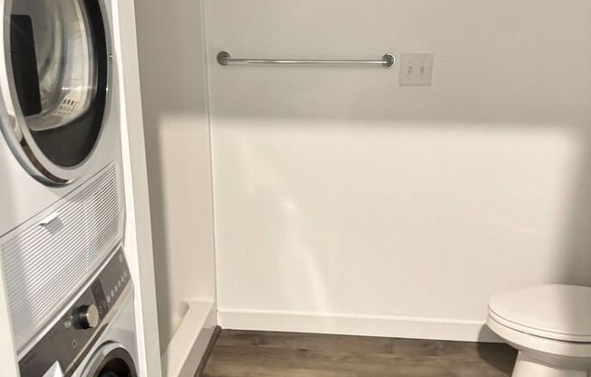 2 beds, 2 baths, 1,080 sqft, $2,095, Unit 206