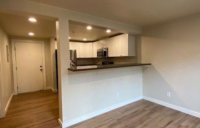 1 bed, 1 bath, 575 sqft, $1,450, Unit 003