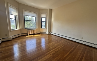 1238 COMMONWEALTH AVE