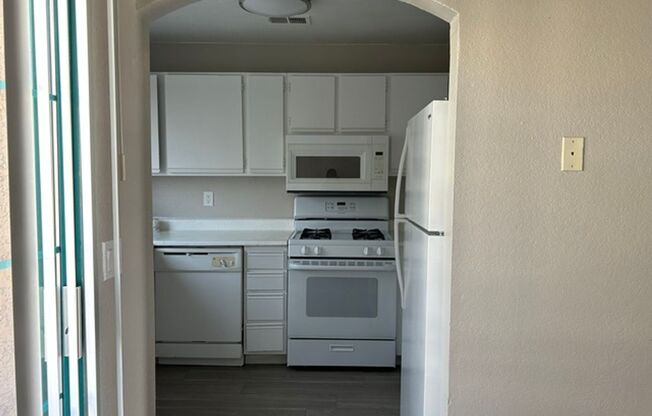 1 bed, 1 bath, 745 sqft, $1,375, Unit CA 5155-210
