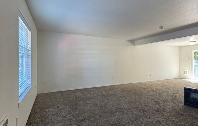 1512 Brook Ct.