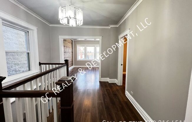 1439 N. Artesian Ave.
